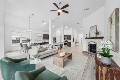 Photo of 201 Potts ST, Georgetown, TX 78628 (MLS # 5065861)