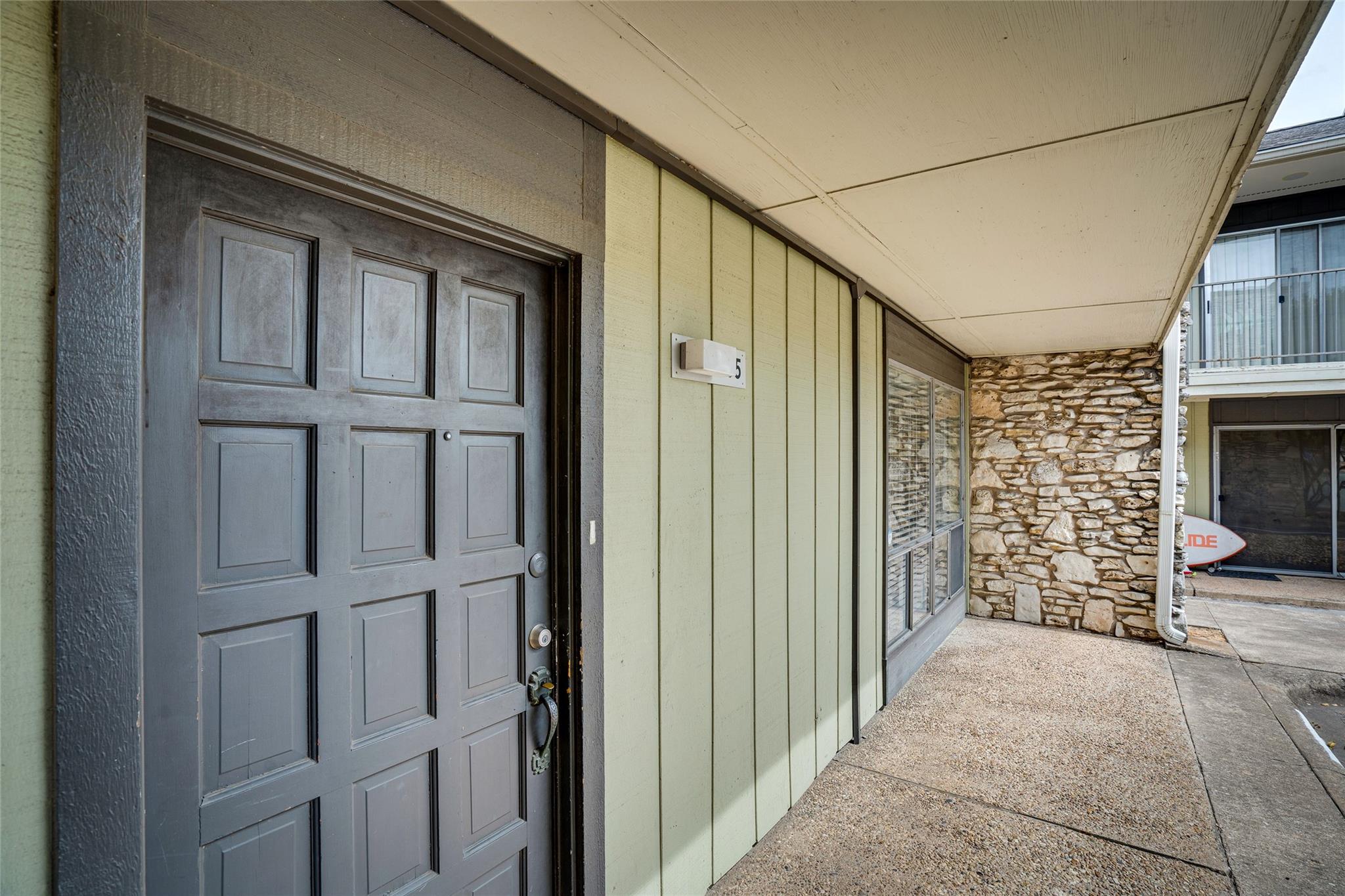 500 E Riverside DR 155