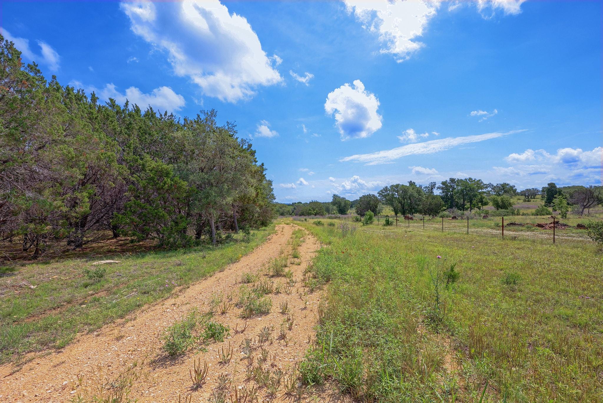 19131 Wolfridge 273 Ranch RD