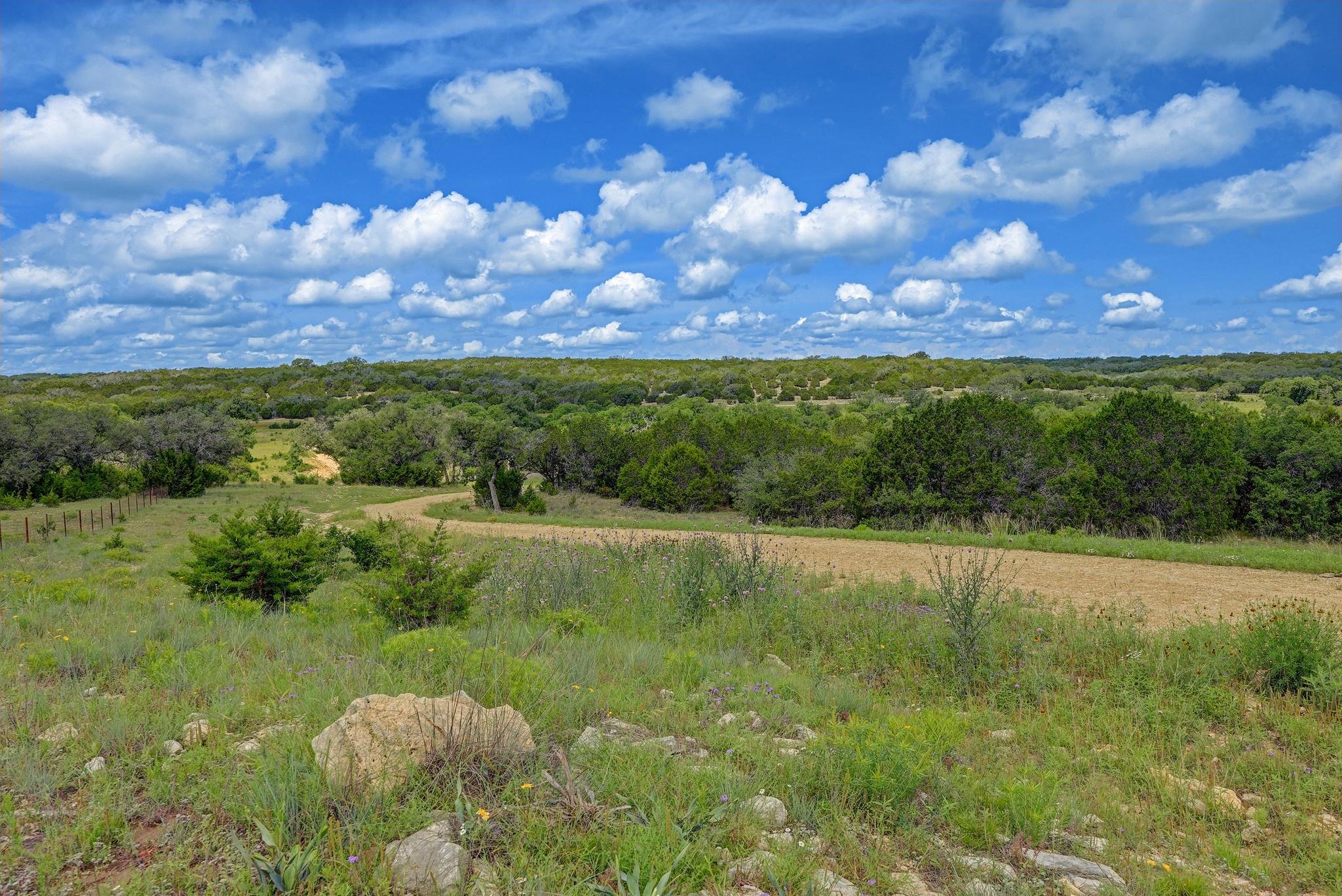 19131 Wolfridge 273 Ranch RD