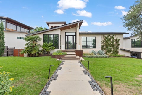 Photo of 604 Brookhaven TRL, Austin, TX 78746 (MLS # 4576463)