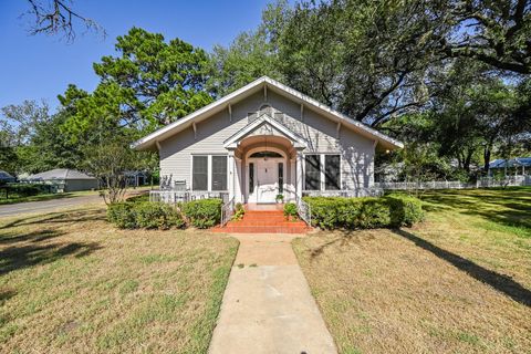  Smithville TX 78957