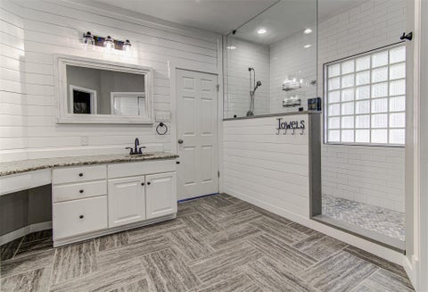Tiny photo for 5006 Thunderbird ST, Lago Vista, TX 78645 (MLS # 2424414)