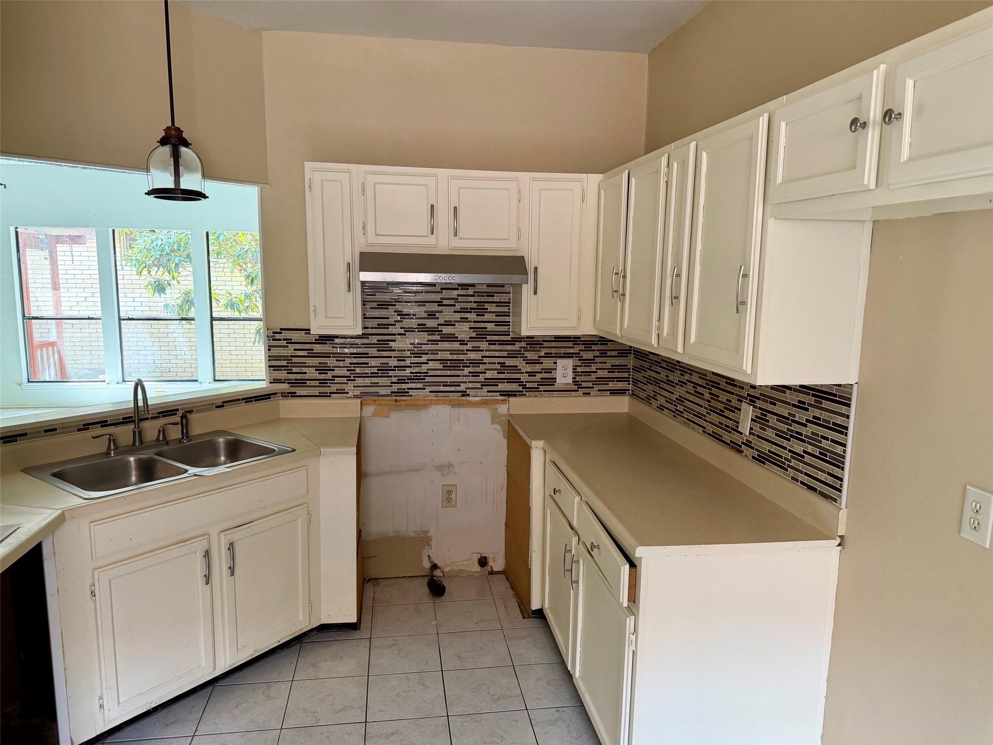 7122 Valley Trails