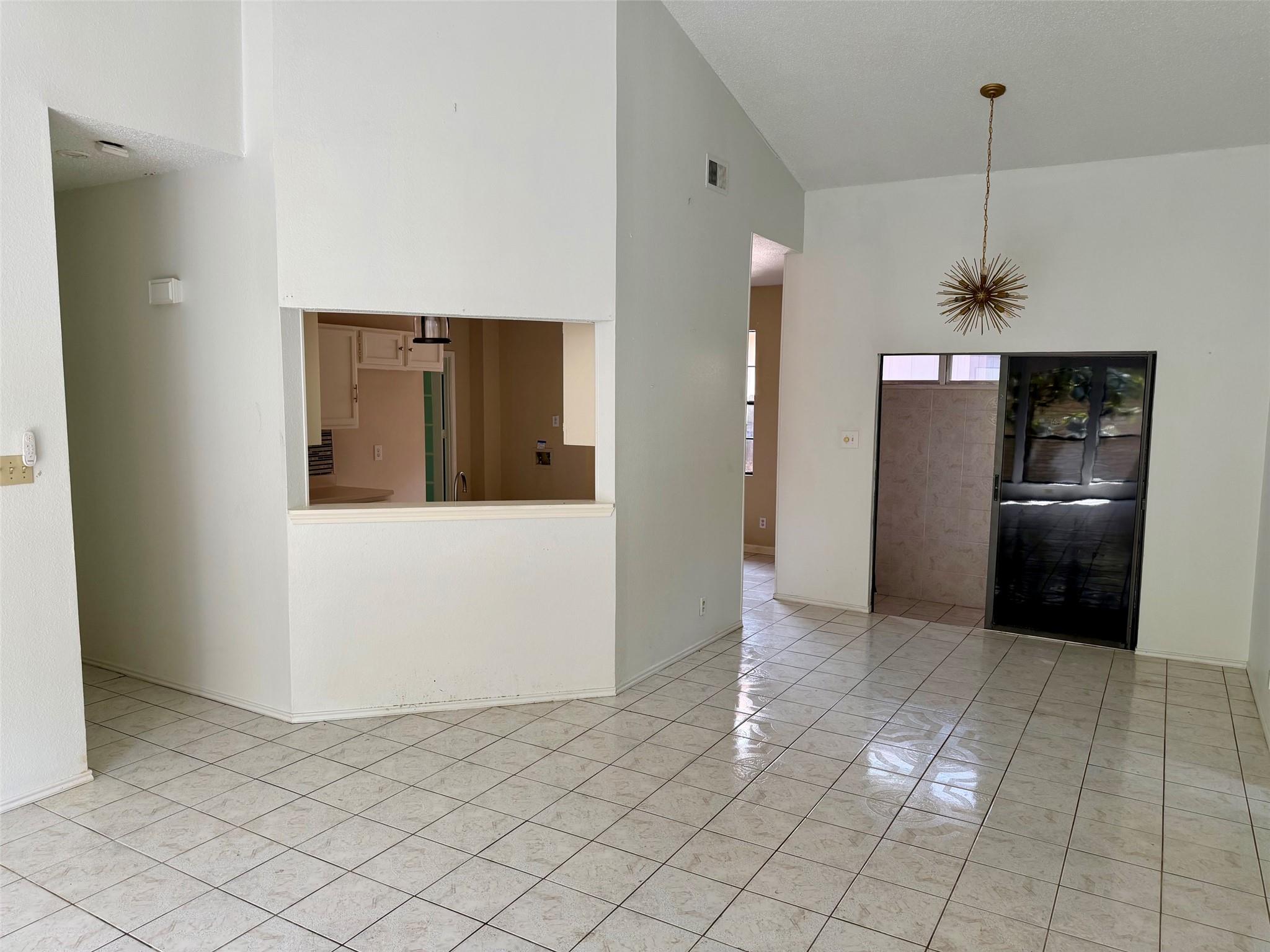 7122 Valley Trails