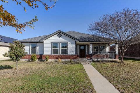 Photo of 800 Bryce CYN, Pflugerville, TX 78660 (MLS # 5935339)