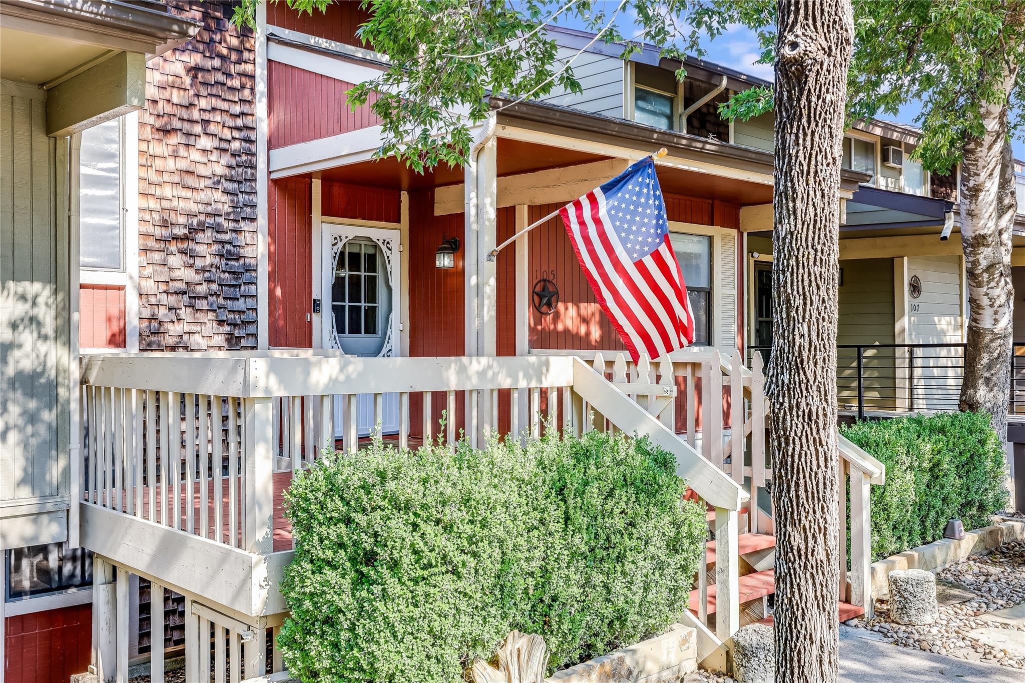 105 Comanche PT