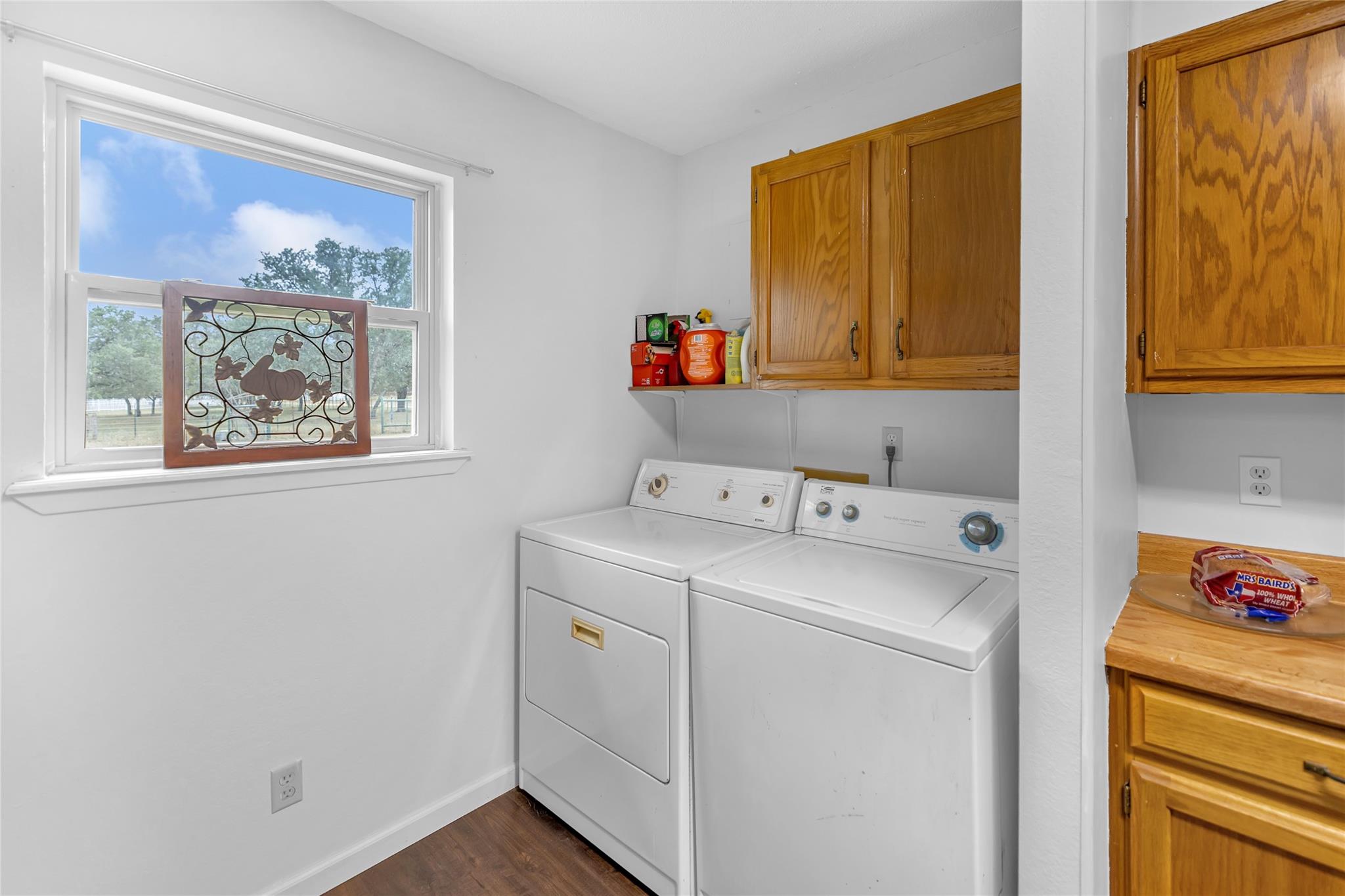 1900 (UNIT A) FM 590 Highway S