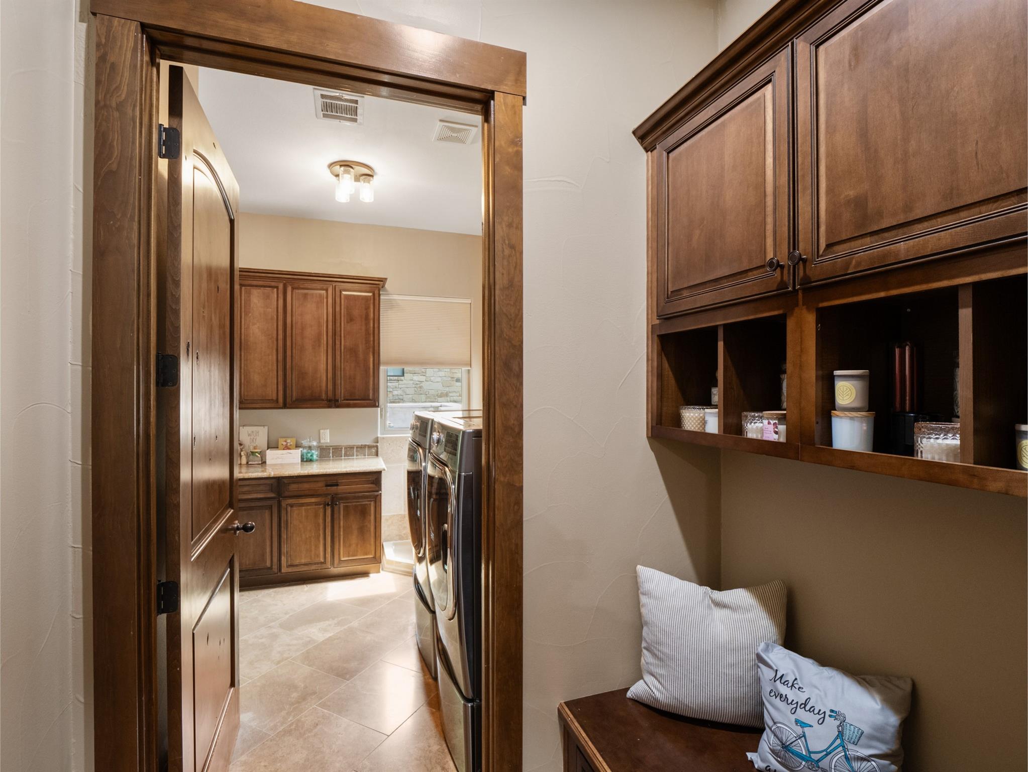 Georgetown, Texas 78628, United States, 3 Bedrooms Bedrooms, ,3 BathroomsBathrooms,Residential,Active,117055