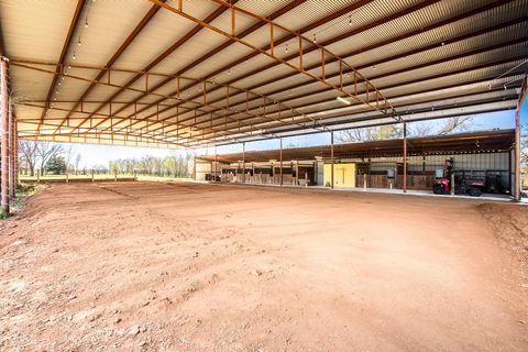 168 Potato Smith RD Elgin TX 78621