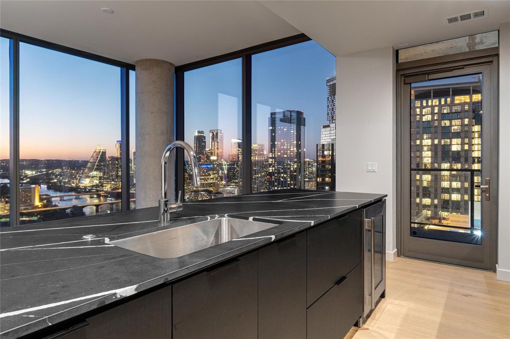 Photo of 44 East Ave #3203, Austin, TX 78701 (MLS # 1475524)