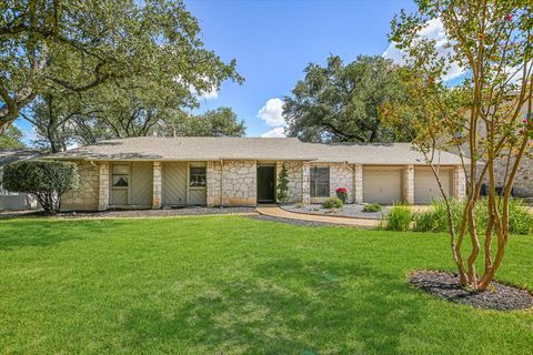 Photo of 4110 Bluffridge DR, Austin, TX 78759 (MLS # 1407658)
