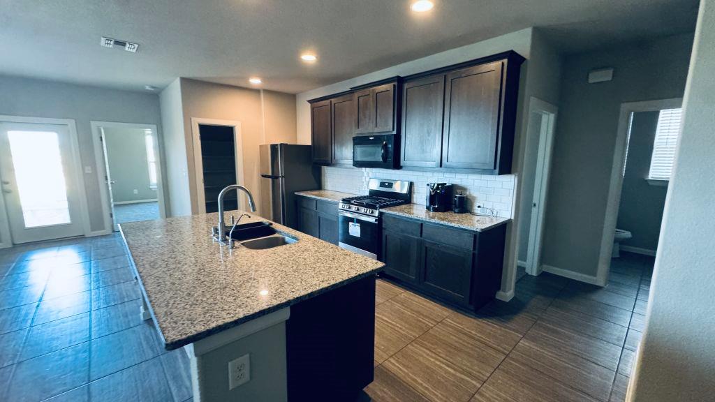 7932 Castelardo PL