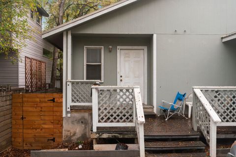 Photo of 1304 Delano ST #A, Austin, TX 78721 (MLS # 4292206)