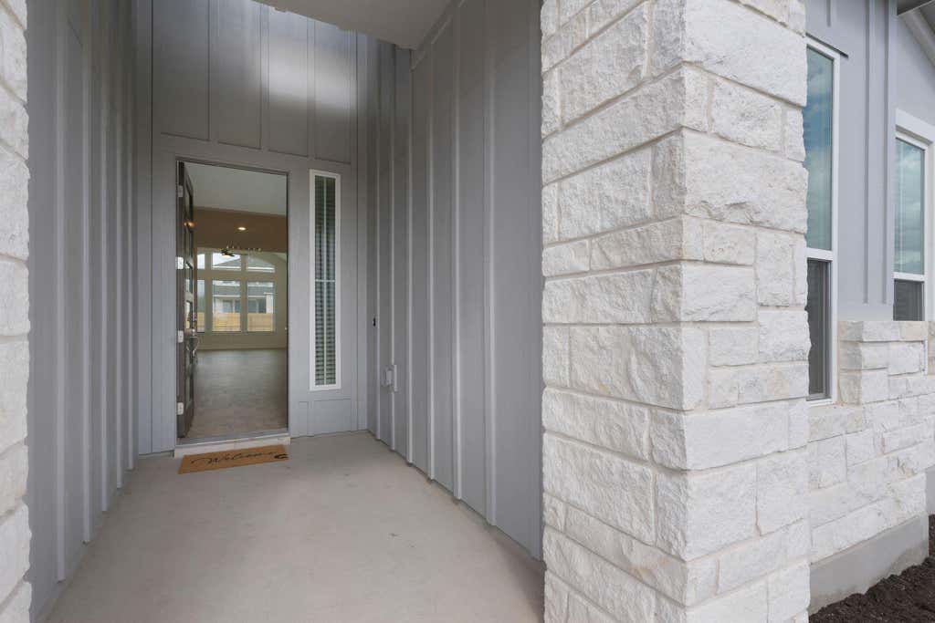 Photo of 224 Montecido DR, Liberty Hill, TX 78642 (MLS # 8567401)