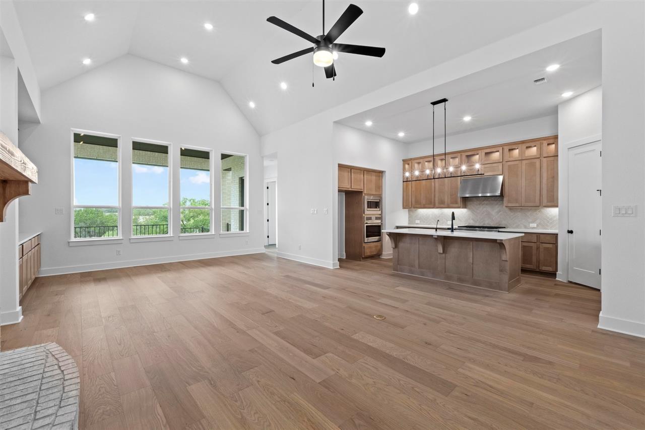 1228 Wolf Canyon RD