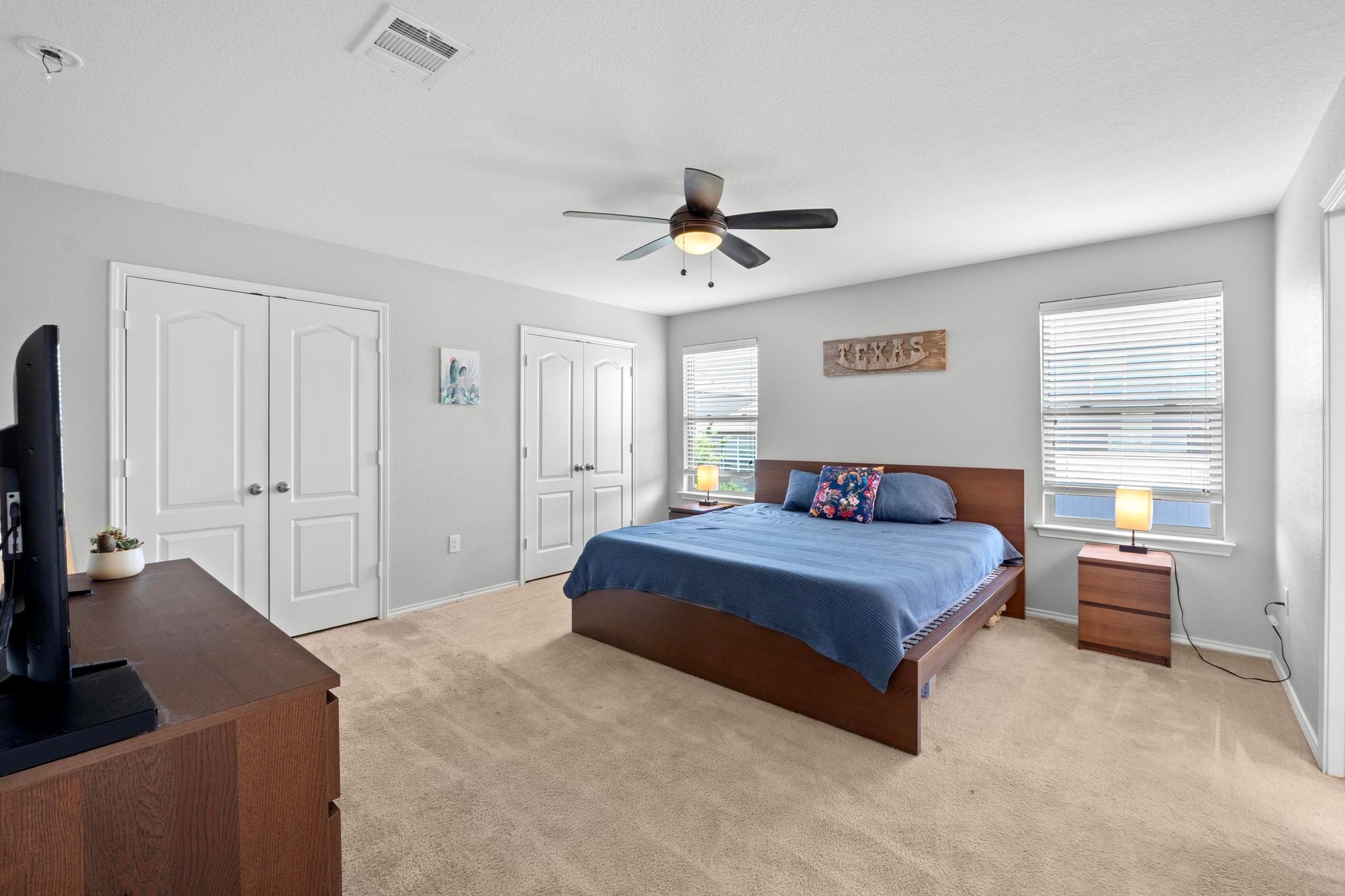 806 Sawbuck DR