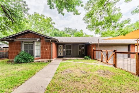 Photo of 5614 Delwood DR, Austin, TX 78723 (MLS # 1520419)