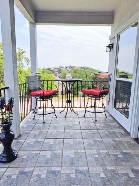 Photo of 102 Paragon CT, Lakeway, TX 78734 (MLS # 2871371)