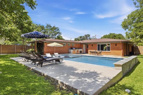 Photo of 4801 Roundup TRL, Austin, TX 78745 (MLS # 5101833)