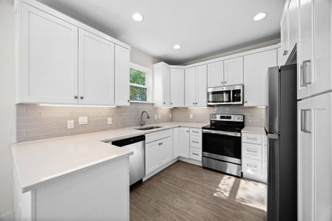 Tiny photo for 7312 E Ben White BLVD #10, Austin, TX 78741 (MLS # 1255496)