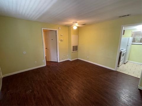 Tiny photo for 710 E Dean Keeton ST #104, Austin, TX 78705 (MLS # 3143390)