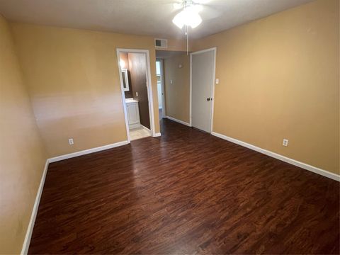 Tiny photo for 710 E Dean Keeton ST #104, Austin, TX 78705 (MLS # 3143390)