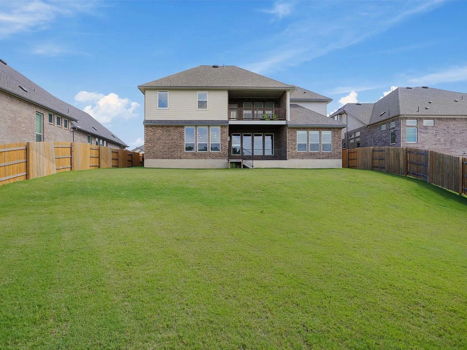 2233 Bellisa Vista DR