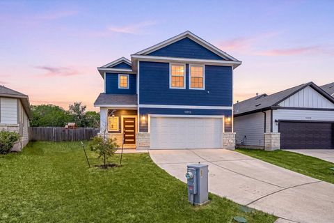 Photo of 12512 Zenyatta DR, Buda, TX 78610 (MLS # 3238194)