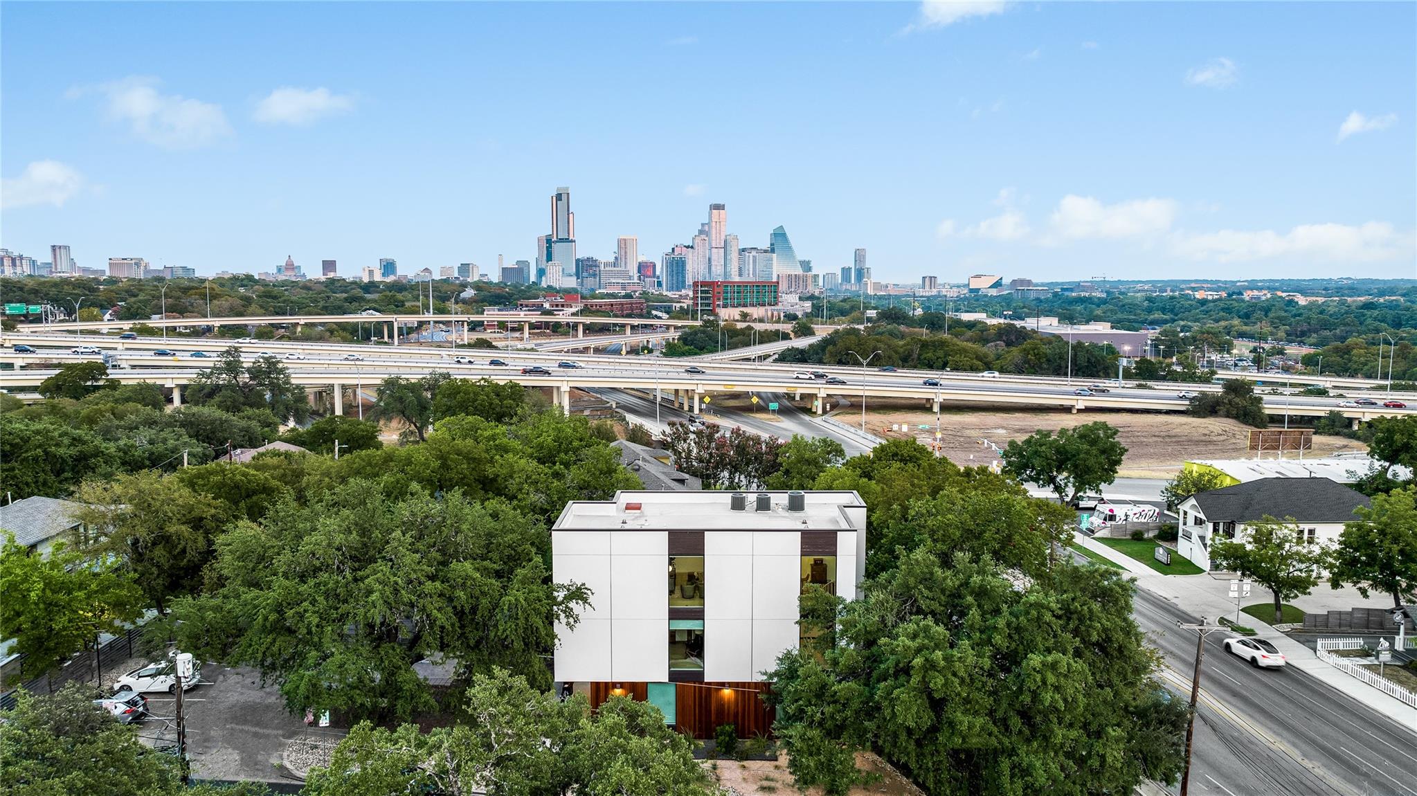 2208 Lake Austin BLVD
