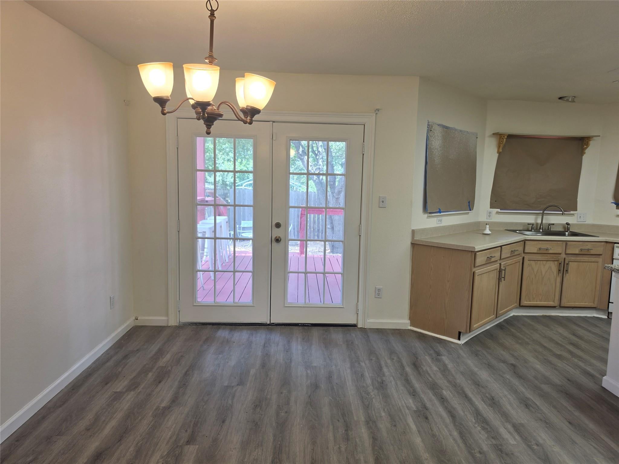 1216 Bradbury LN