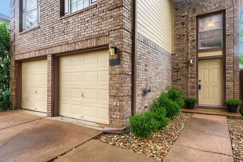 Photo of 814 Smoke Signal PASS, Pflugerville, TX 78660 (MLS # 1550452)