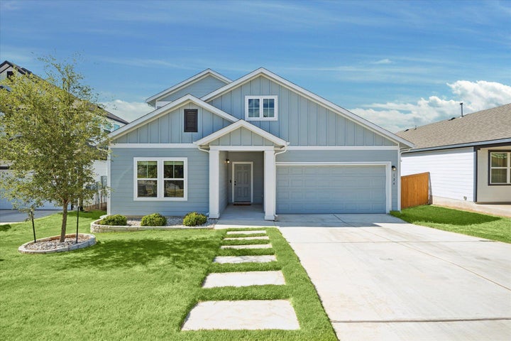 Photo 1 of 27 — 124 Peach Flat CT, Liberty Hill, TX 78642