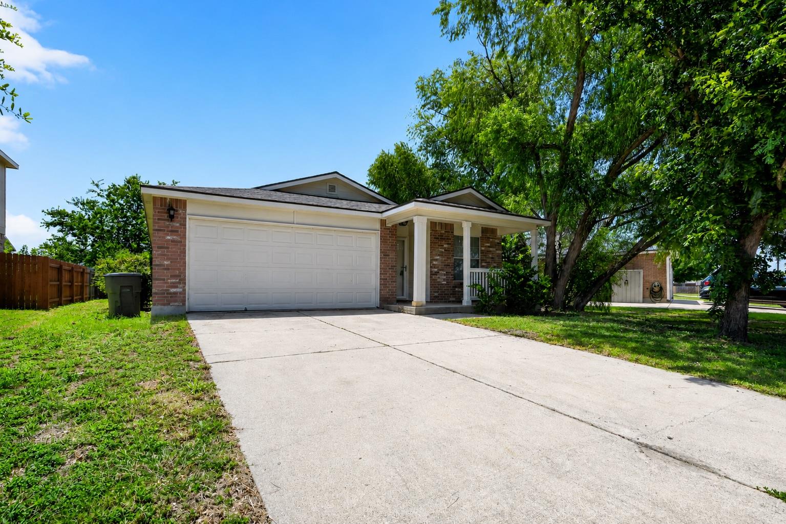 5609 Bertha DR