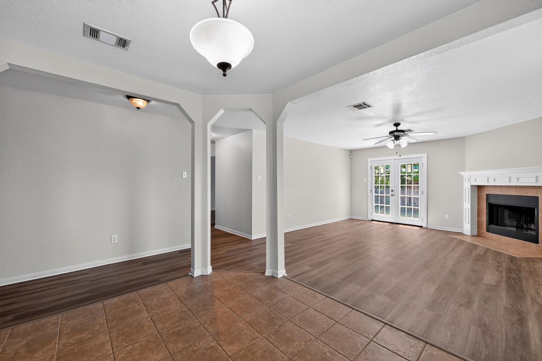 5609 Bertha DR