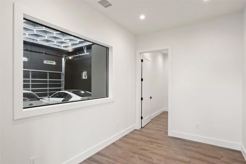 Tiny photo for 8701 Bellancia DR, Austin, TX 78738 (MLS # 4247097)