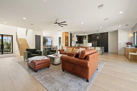 Tiny photo for 34 AUTUMN OAKS DR, The Hills, TX 78738 (MLS # 1875148)