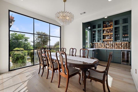 Tiny photo for 34 AUTUMN OAKS DR, The Hills, TX 78738 (MLS # 1875148)
