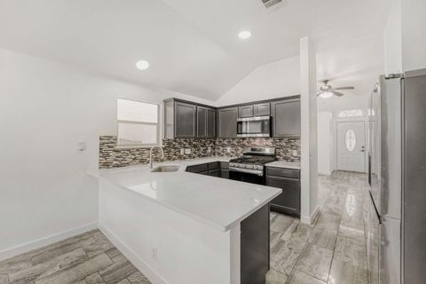 Photo of 16828 Jaron DR, Manor, TX 78653 (MLS # 6169994)