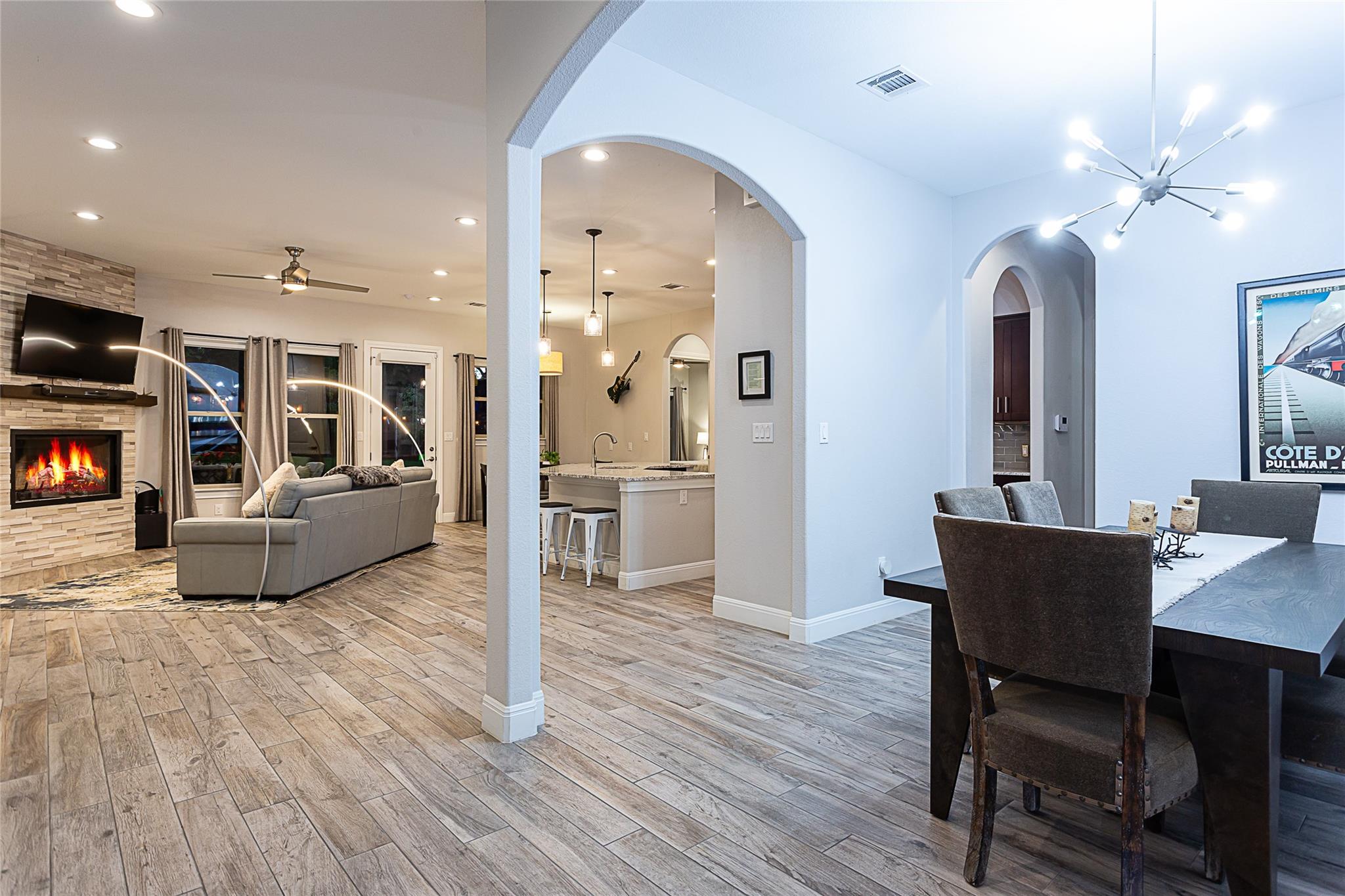 5608 Arroyo RD
