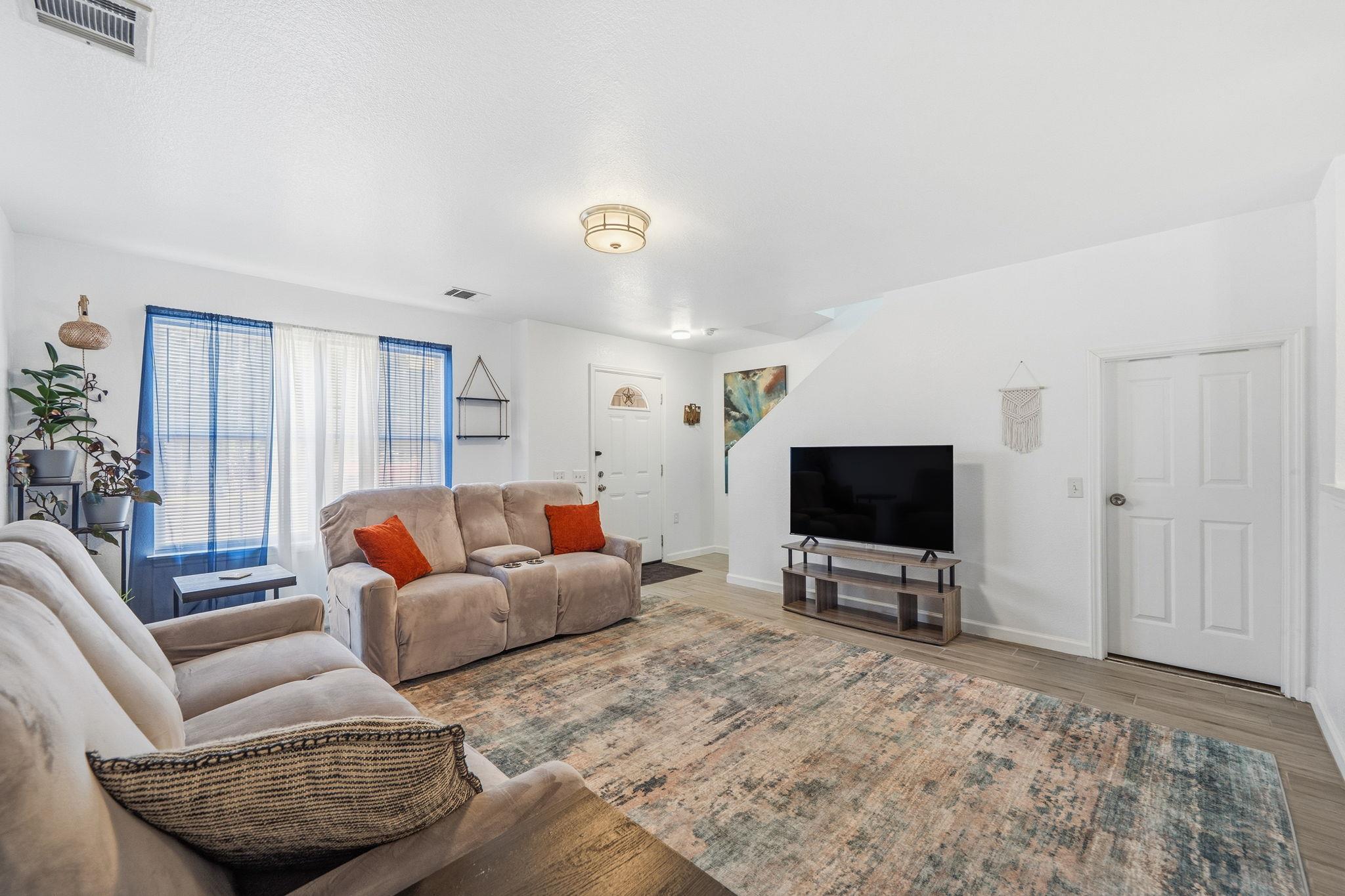 11400 Briarcreek LOOP