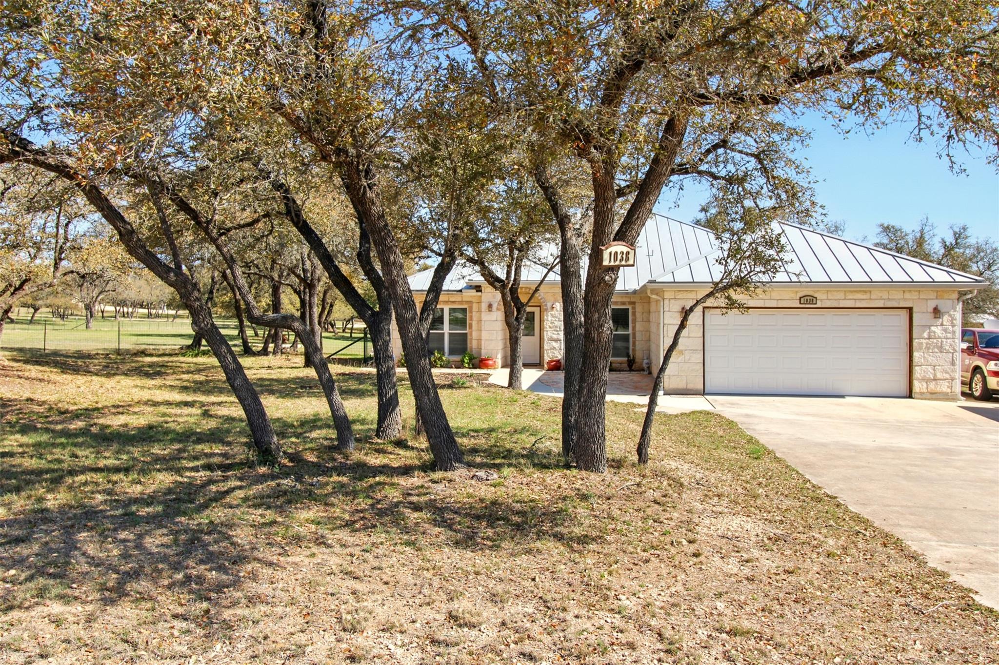 1038 Cielo Springs DR