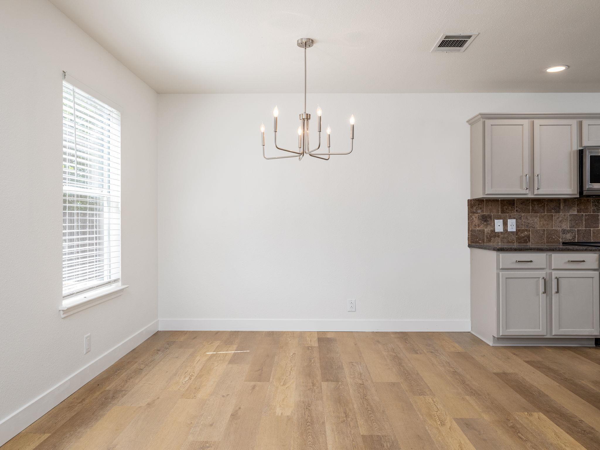 Georgetown, Texas 78626, United States, 4 Bedrooms Bedrooms, ,3 BathroomsBathrooms,Residential,Active,197376