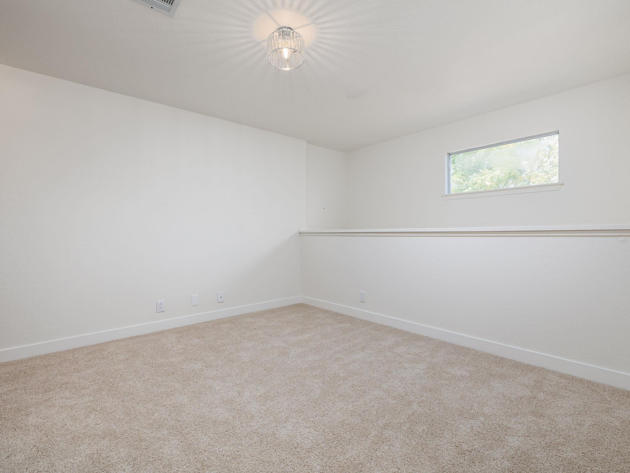 Georgetown, Texas 78626, United States, 4 Bedrooms Bedrooms, ,3 BathroomsBathrooms,Residential,Active,197376