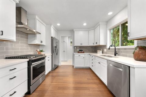 Photo of 4105 Eskew DR, Austin, TX 78749 (MLS # 7509641)