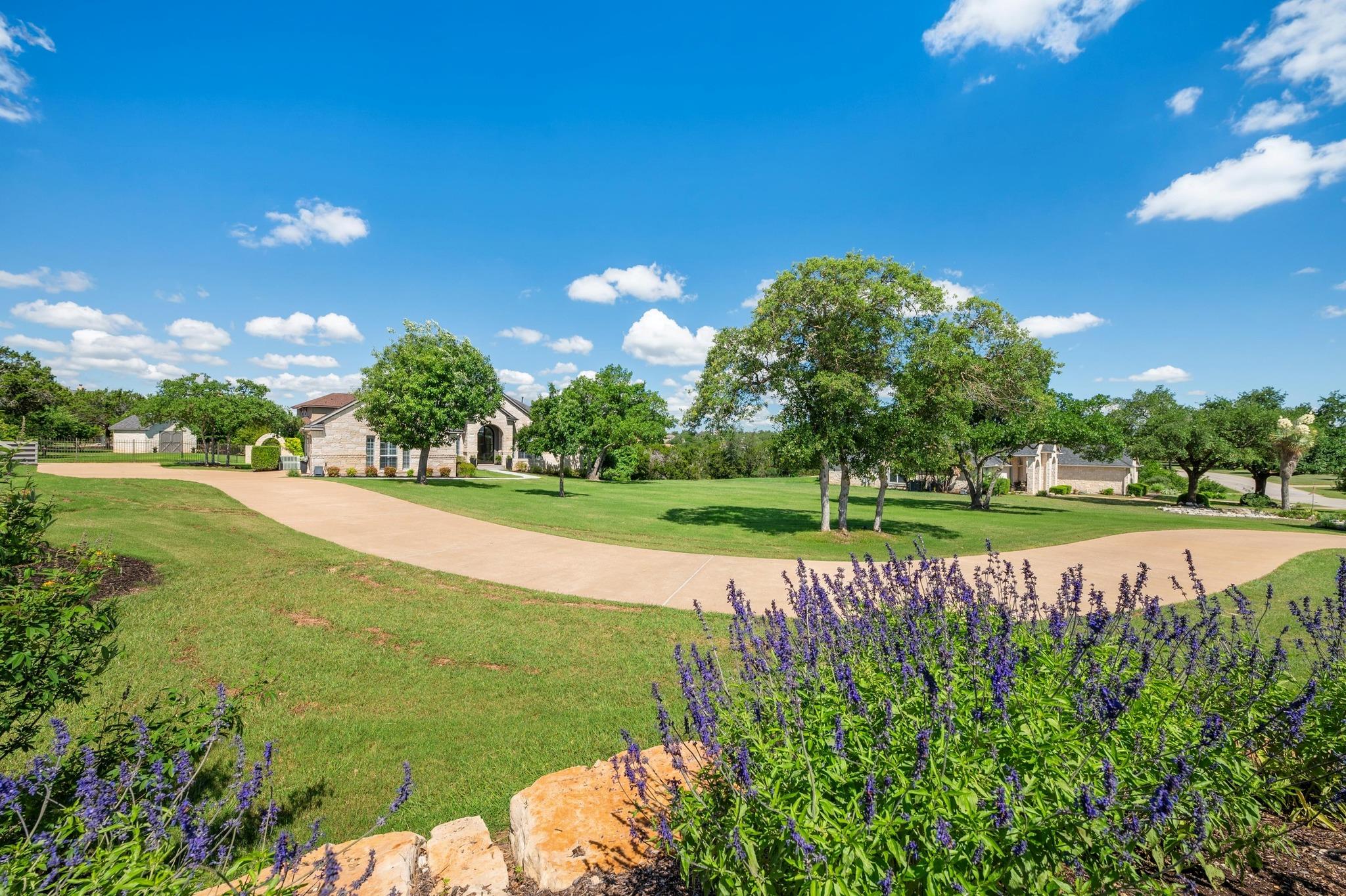 1701 Mira Vista