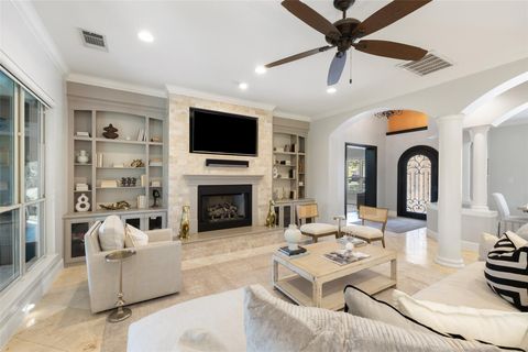 Tiny photo for 110 Golden Bear DR, Austin, TX 78738 (MLS # 8095217)