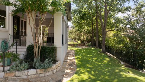 Tiny photo for 110 Golden Bear DR, Austin, TX 78738 (MLS # 8095217)