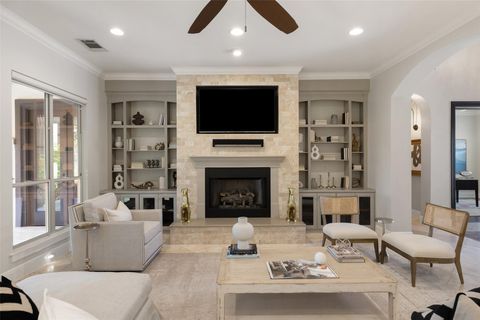 Tiny photo for 110 Golden Bear DR, Austin, TX 78738 (MLS # 8095217)