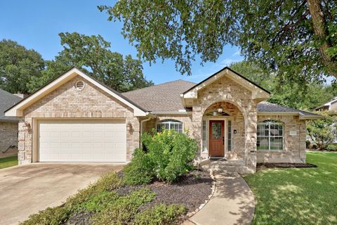 Photo of 30112 Spyglass CIR, Georgetown, TX 78628 (MLS # 1198145)